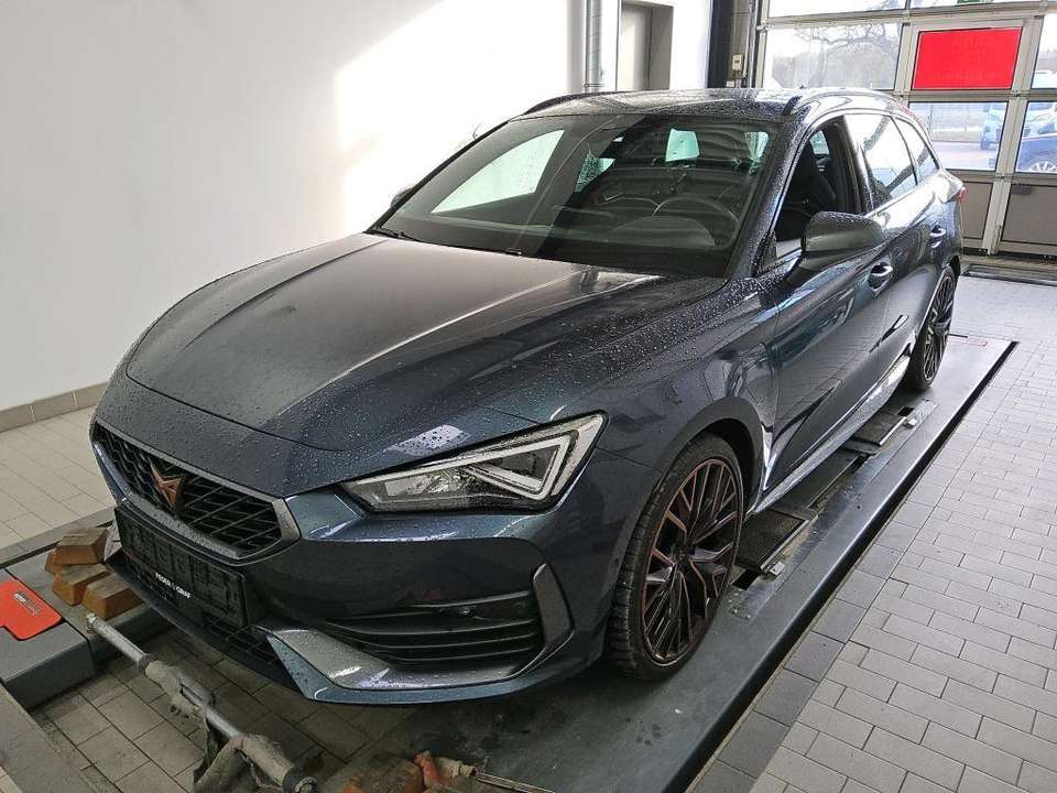CUPRA Leon - Imagem 1