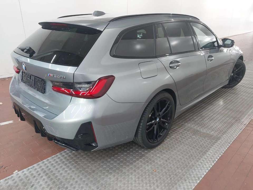 BMW 340 - Imagem 9