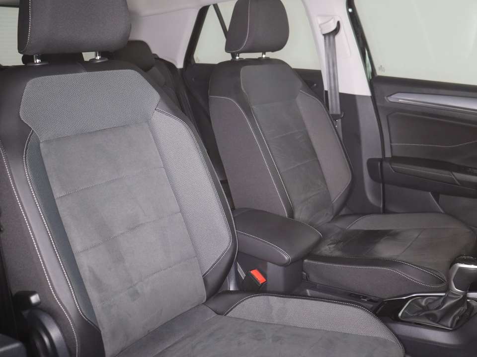 Volkswagen T-Roc - Imagem 13