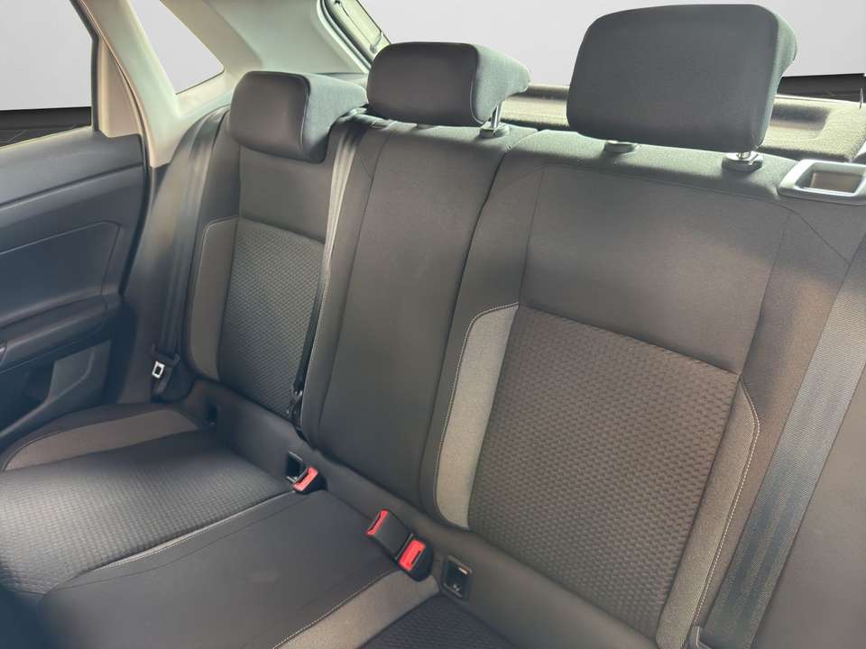 Volkswagen Polo - Imagem 14