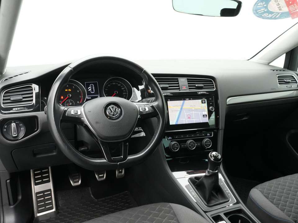 Volkswagen Golf - Imagem 5