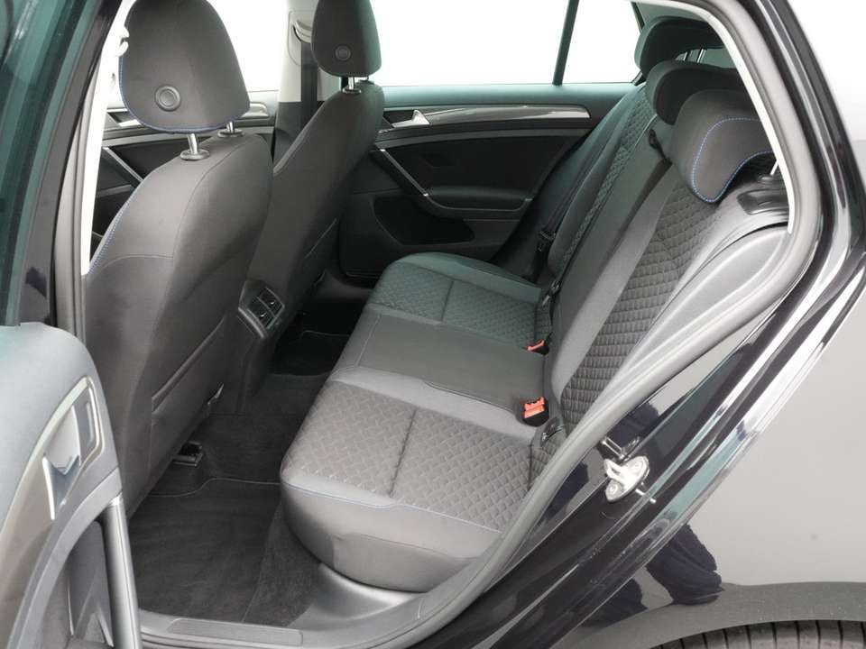 Volkswagen Golf - Imagem 9