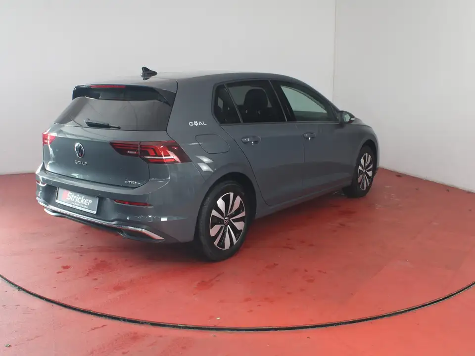 Volkswagen Golf - Imagem 2
