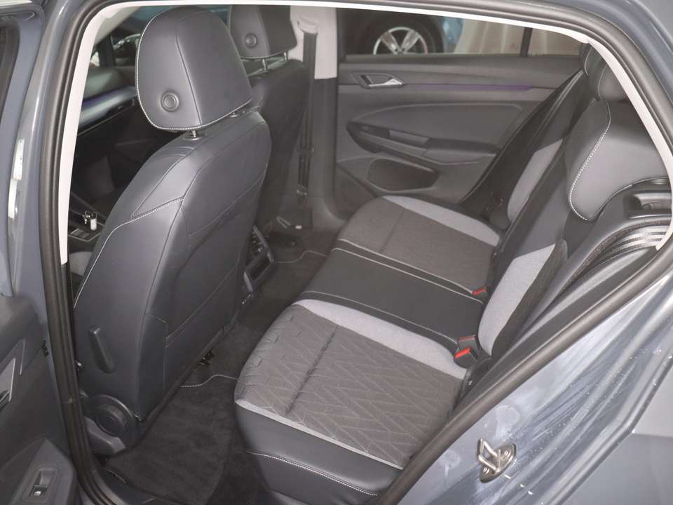 Volkswagen Golf - Imagem 13