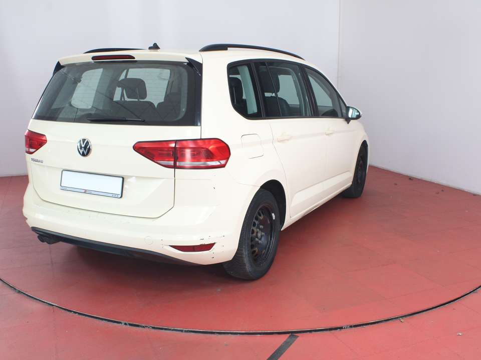 Volkswagen Touran - Imagem 3