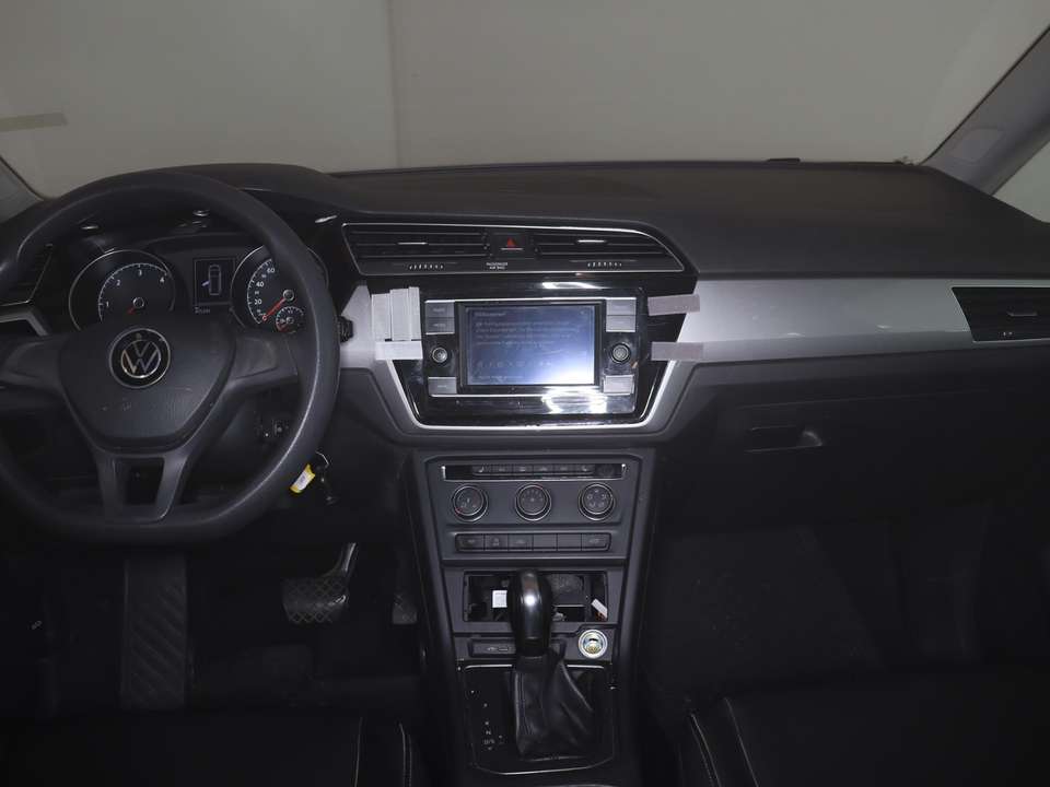 Volkswagen Touran - Imagem 4