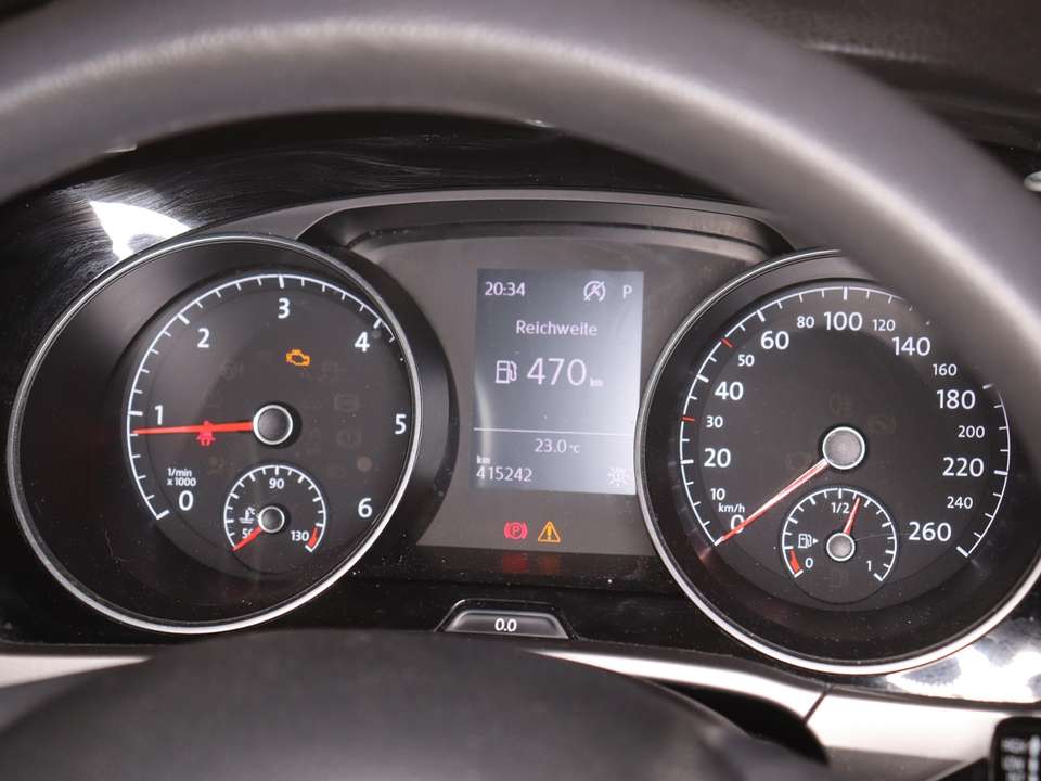 Volkswagen Touran - Imagem 5