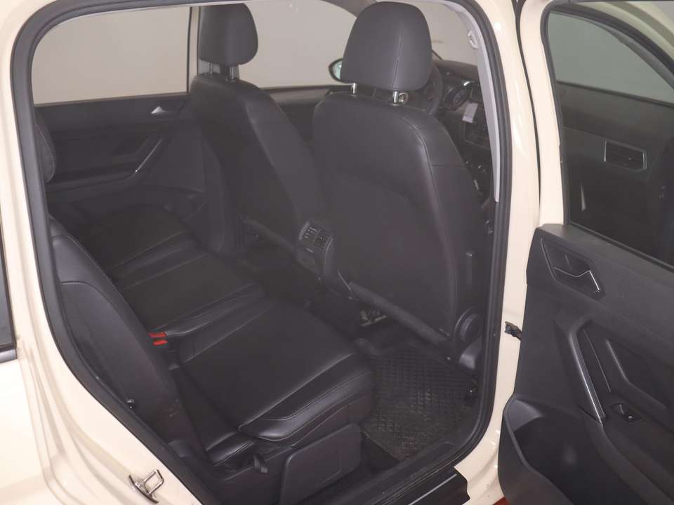 Volkswagen Touran - Imagem 15