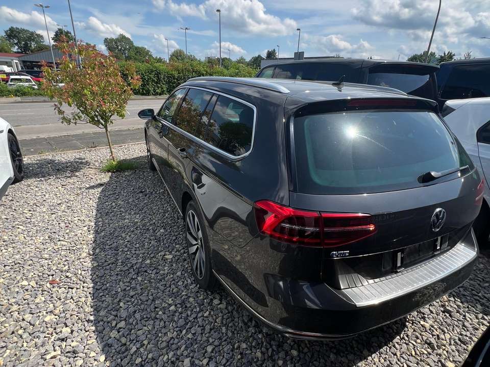 Volkswagen Passat Variant - Imagem 2