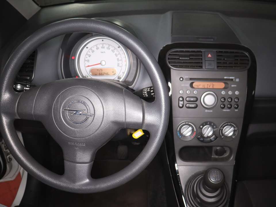 Opel Agila - Imagem 7