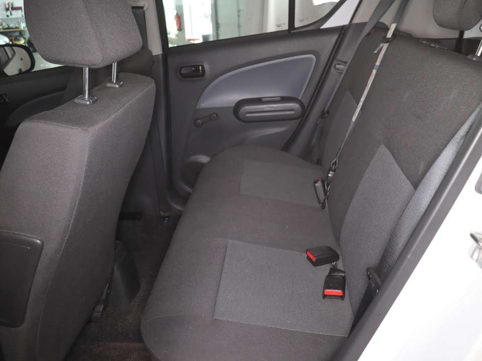 Opel Agila - Imagem 13