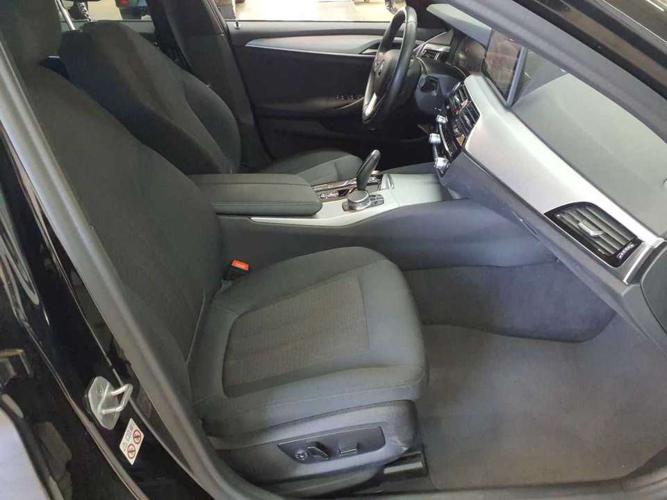 BMW 520 - Imagem 14