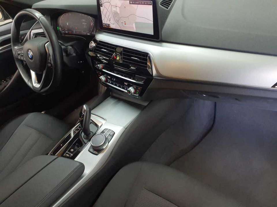 BMW 520 - Imagem 15