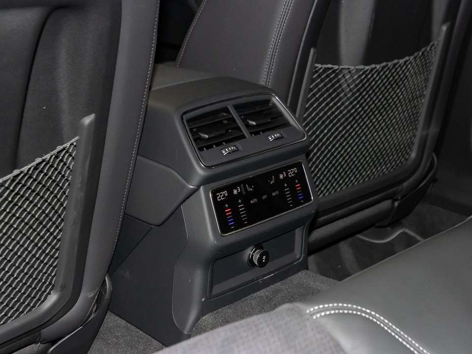 Audi S6 - Imagem 15
