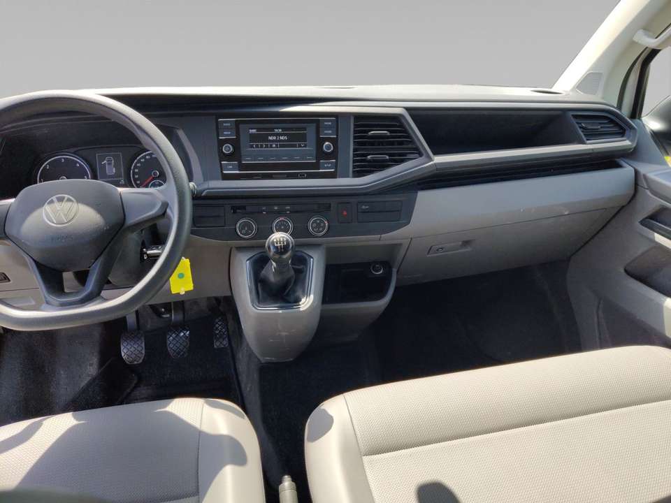 Volkswagen T6.1 Kombi - Imagem 11