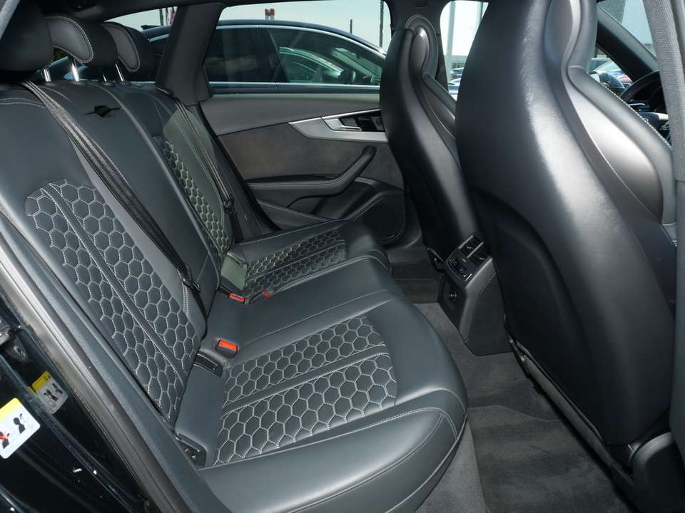 Audi RS4 - Imagem 5