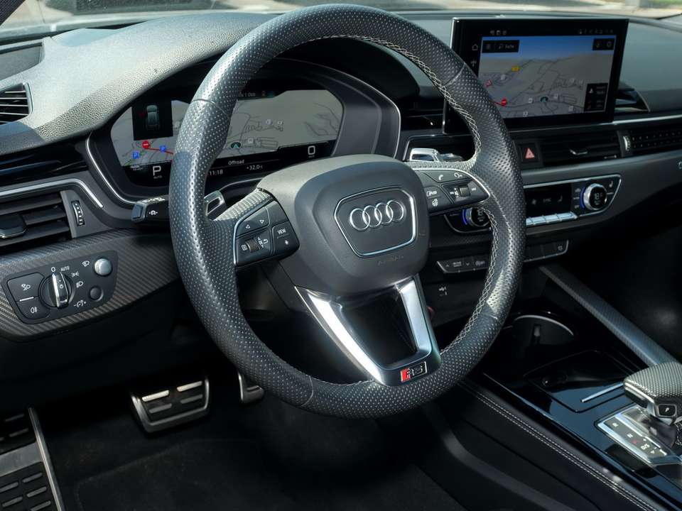 Audi RS4 - Imagem 6