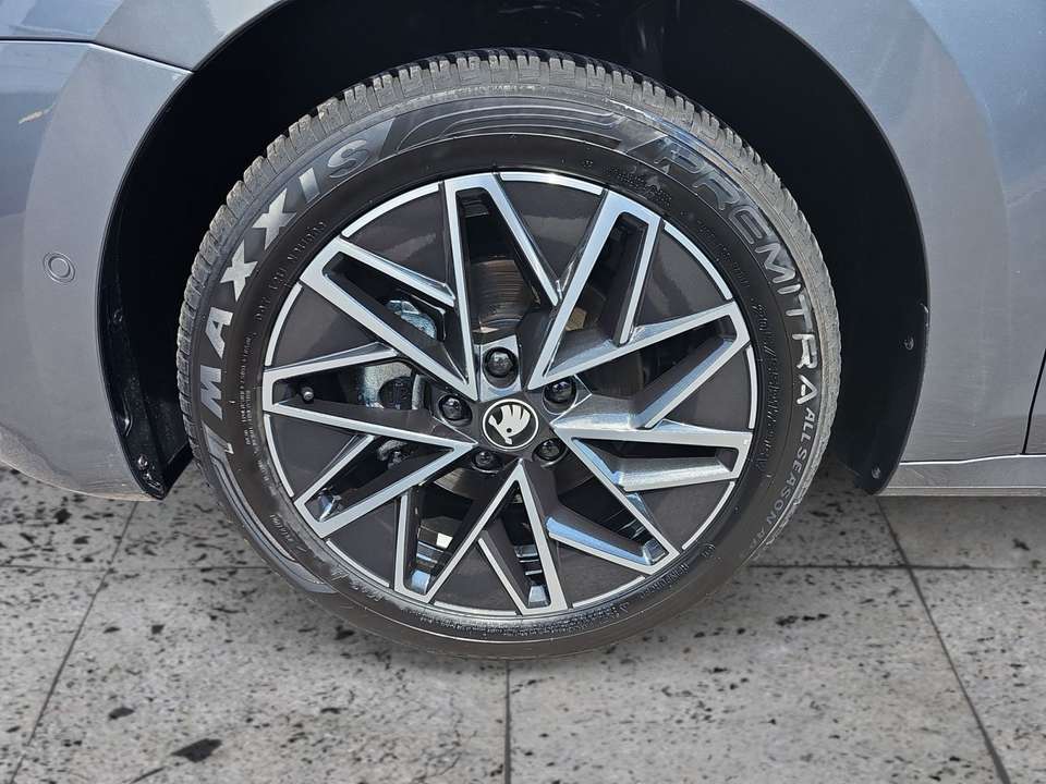 Skoda Octavia - Imagem 7