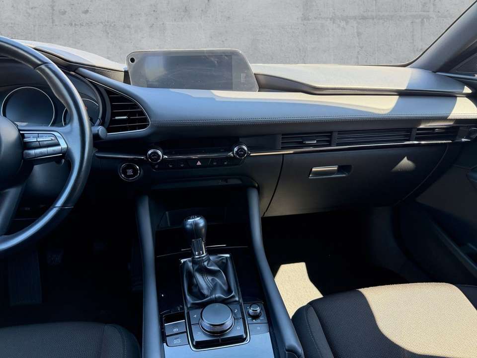 Mazda 3 - Imagem 11