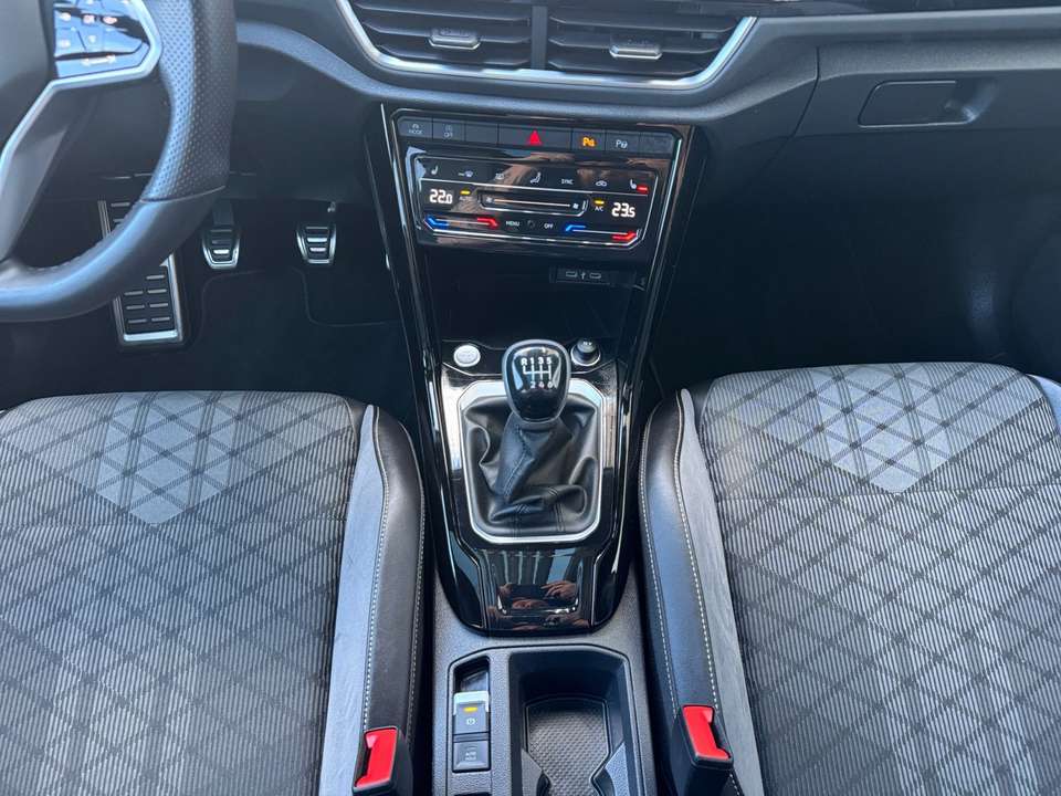 Volkswagen T-Roc - Imagem 12