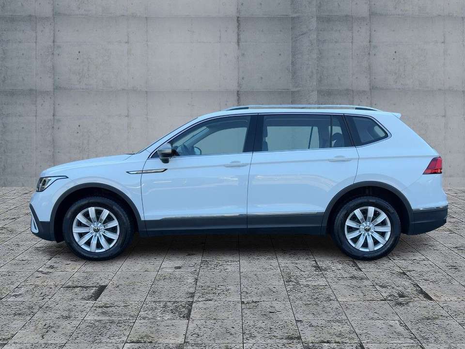 Volkswagen Tiguan Allspace - Imagem 4