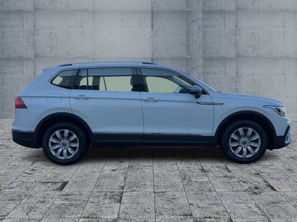 Volkswagen Tiguan Allspace - Imagem 7
