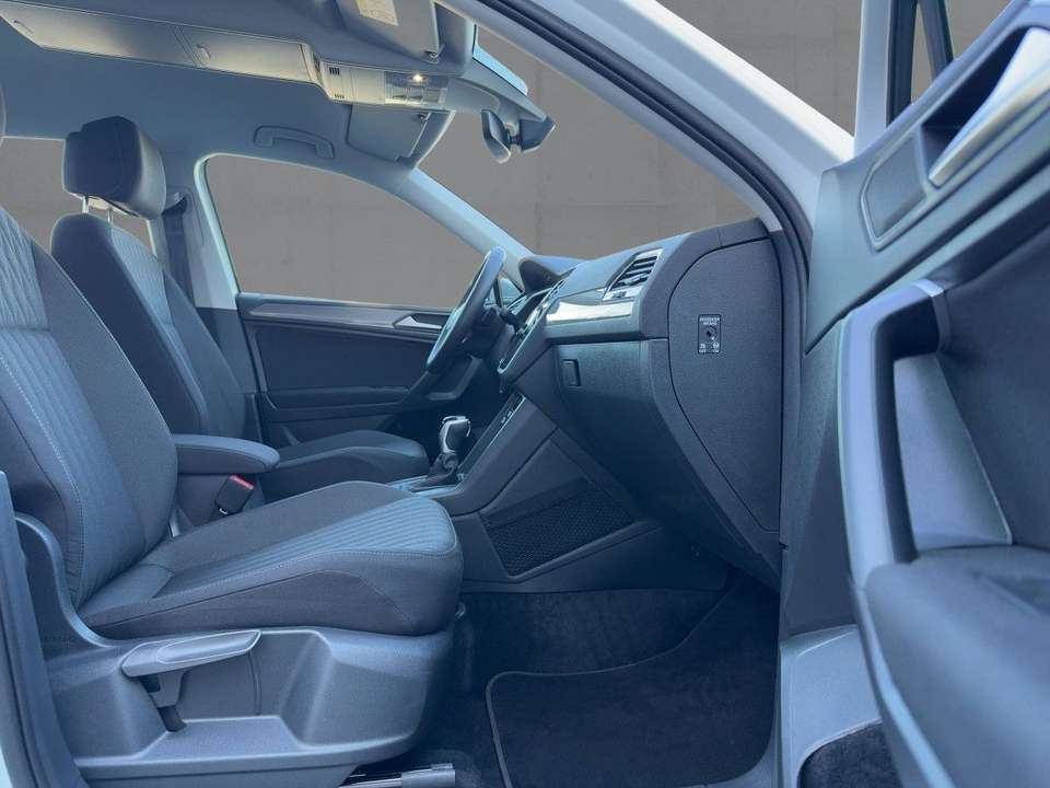 Volkswagen Tiguan Allspace - Imagem 12