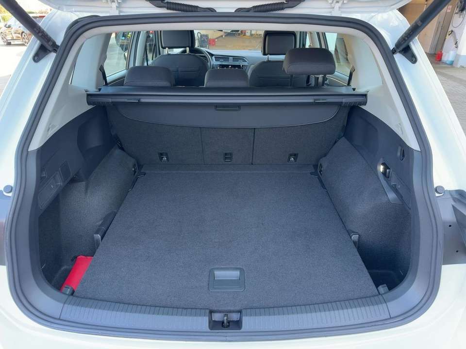 Volkswagen Tiguan Allspace - Imagem 14