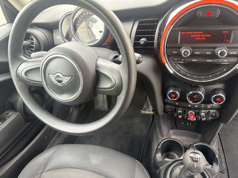 MINI One D - Imagem 10