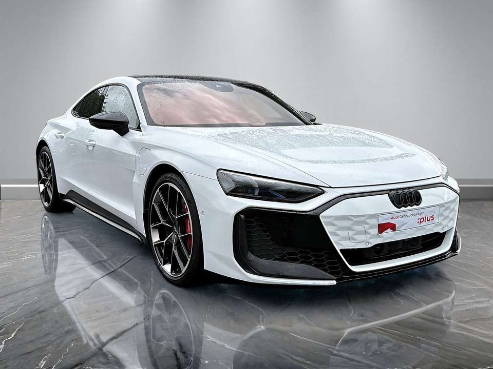 Audi RS e-tron GT - Imagem 14