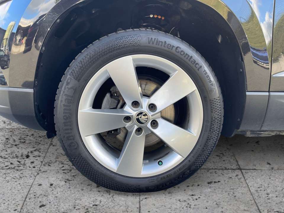 Skoda Karoq - Imagem 8