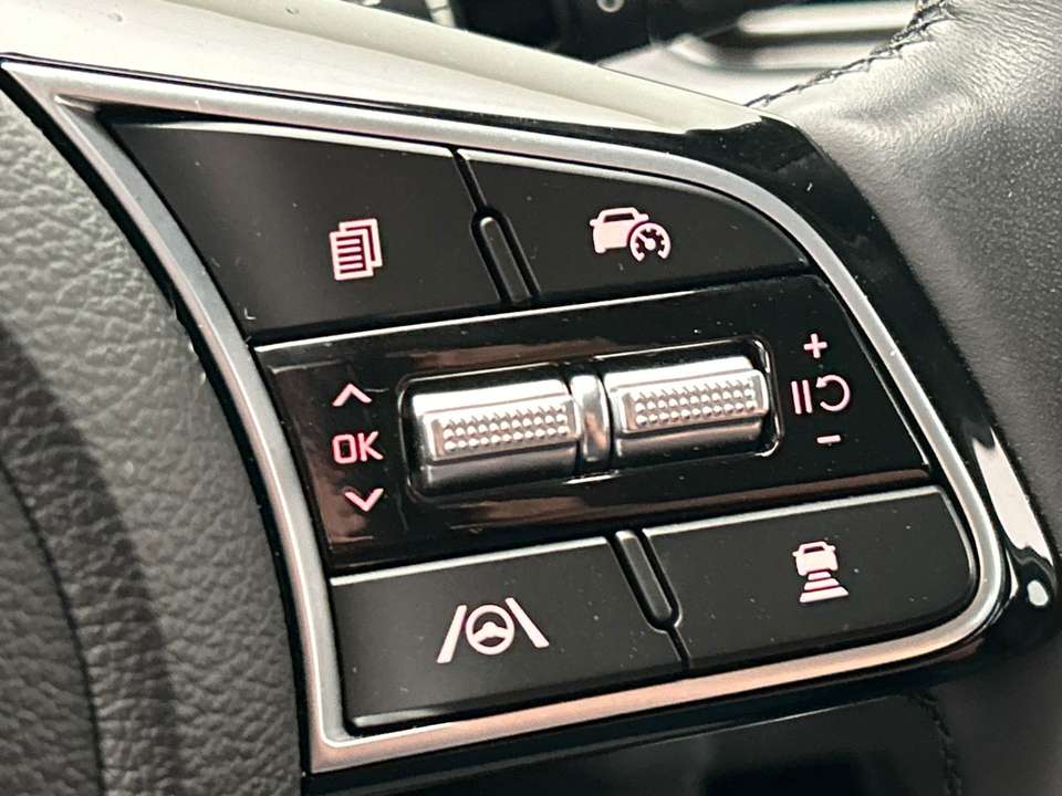 Kia Ceed SW / cee'd SW - Imagem 12