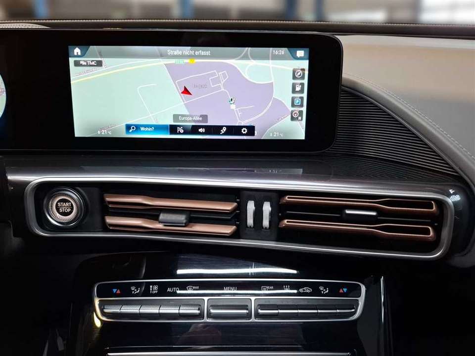 Mercedes-Benz EQC 400 - Imagem 12