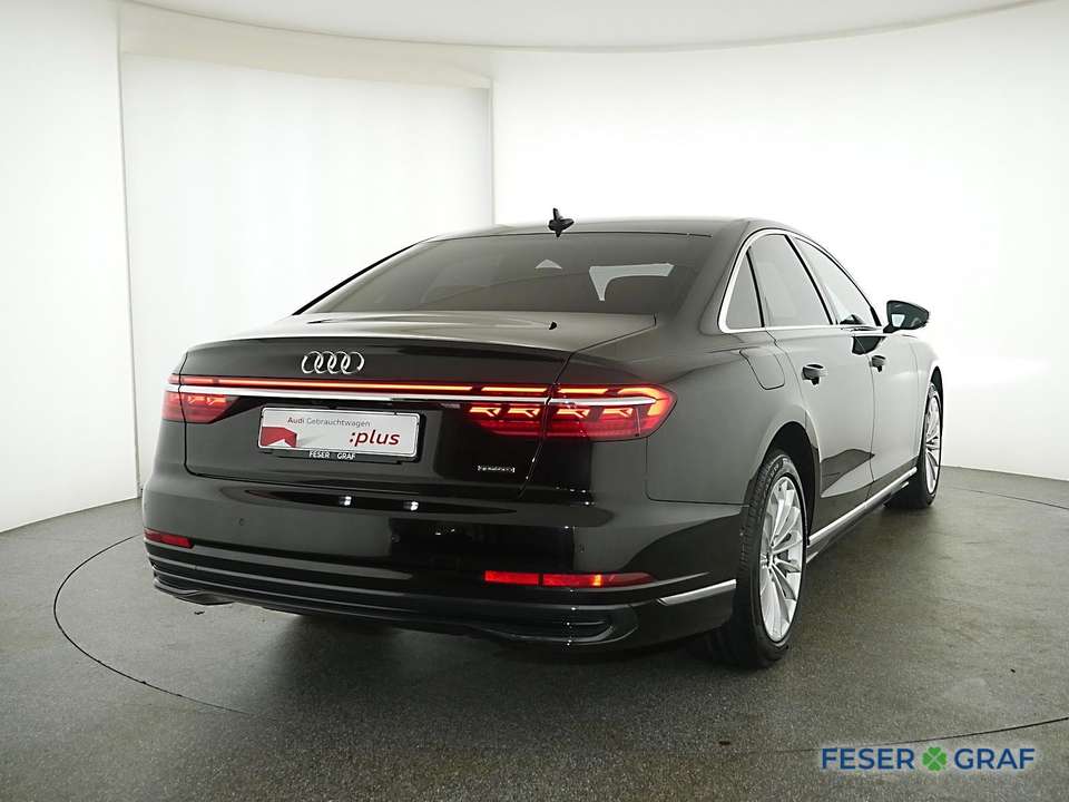 Audi A8 - Imagem 2