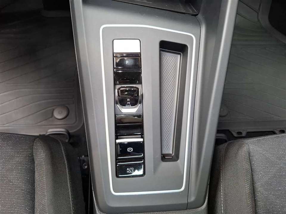 Volkswagen Golf - Imagem 15