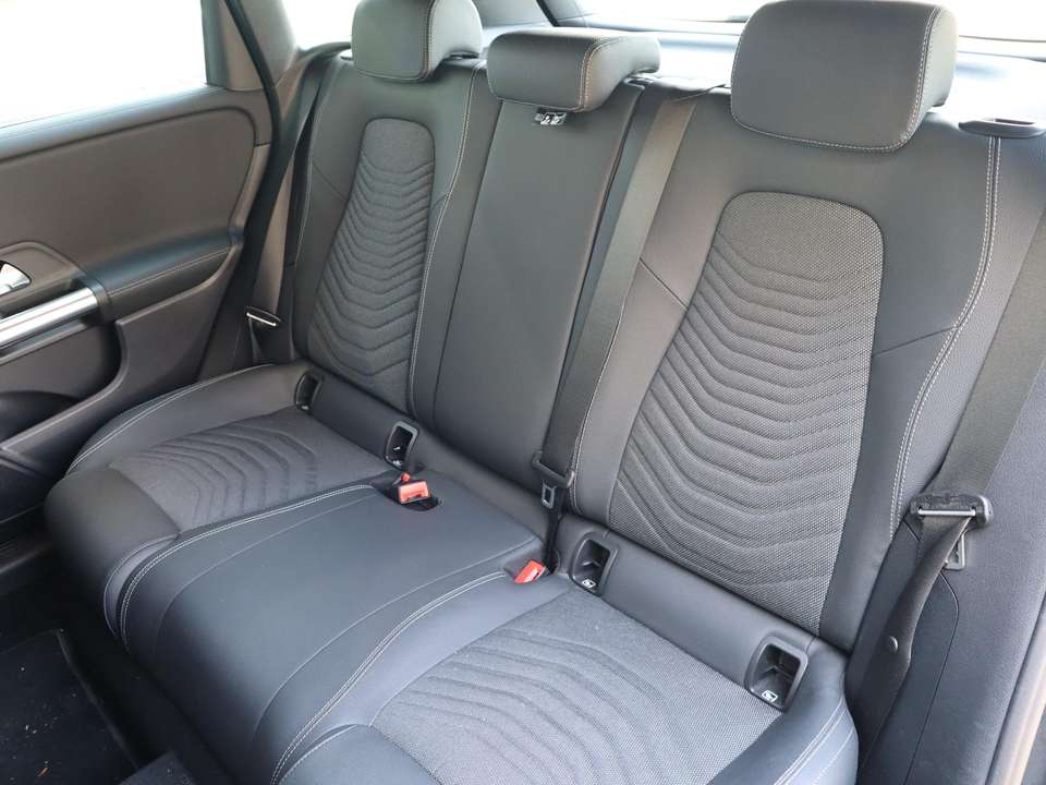 Mercedes-Benz B 250 - Imagem 11