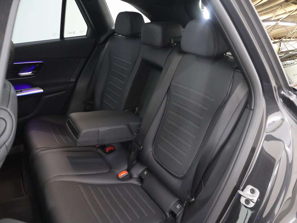 Mercedes-Benz GLC 400 - Imagem 11