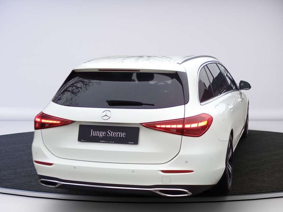 Mercedes-Benz C 200 - Imagem 6