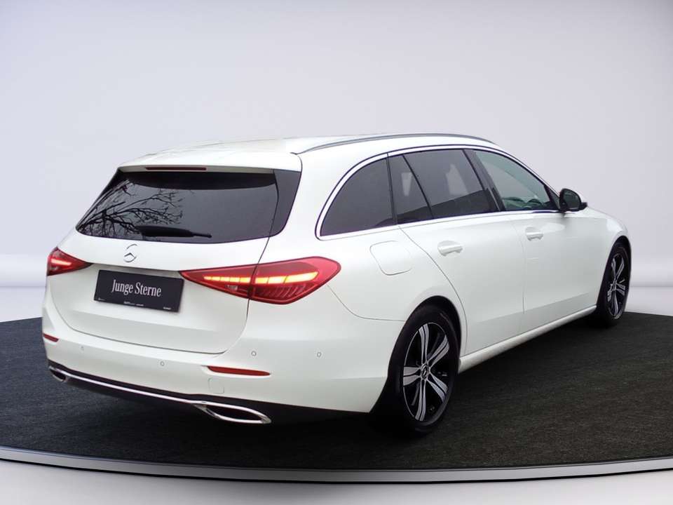 Mercedes-Benz C 200 - Imagem 7
