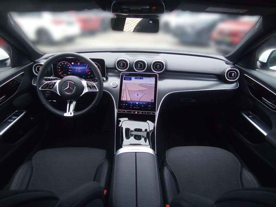 Mercedes-Benz C 200 - Imagem 14