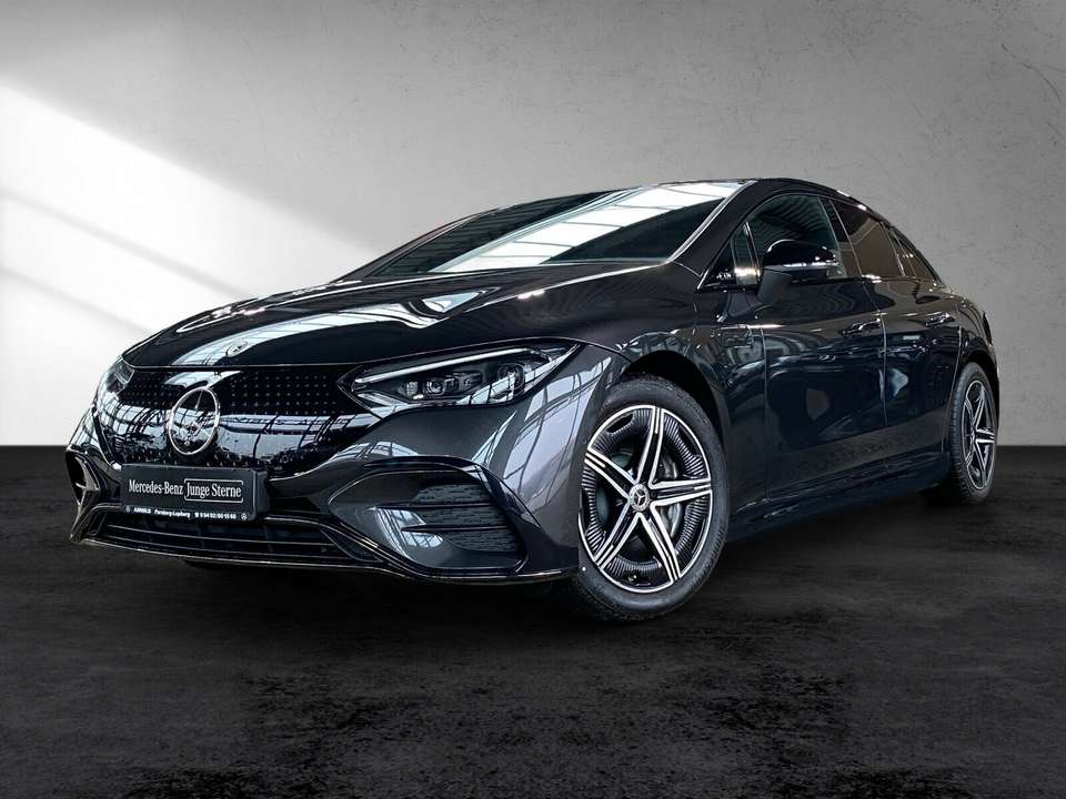 Mercedes-Benz EQE 300 - Imagem 2