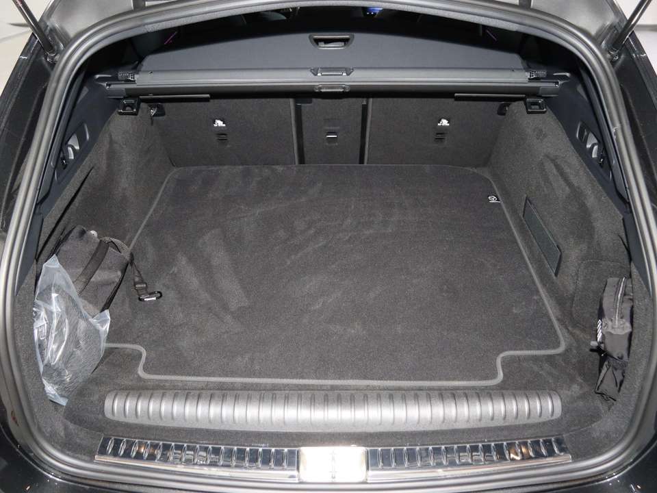 Mercedes-Benz E 300 - Imagem 10