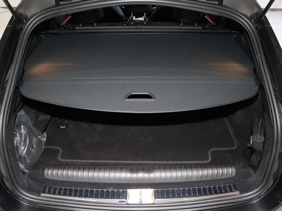 Mercedes-Benz E 300 - Imagem 11