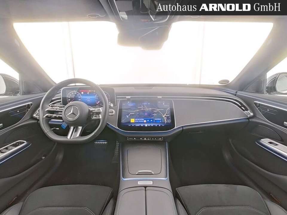 Mercedes-Benz E 220 - Imagem 6
