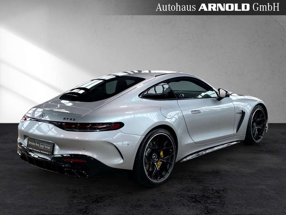 Mercedes-Benz AMG GT - Imagem 5