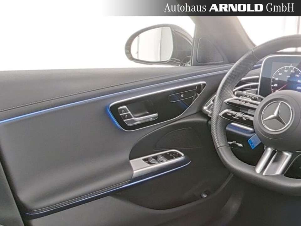 Mercedes-Benz E 220 - Imagem 9