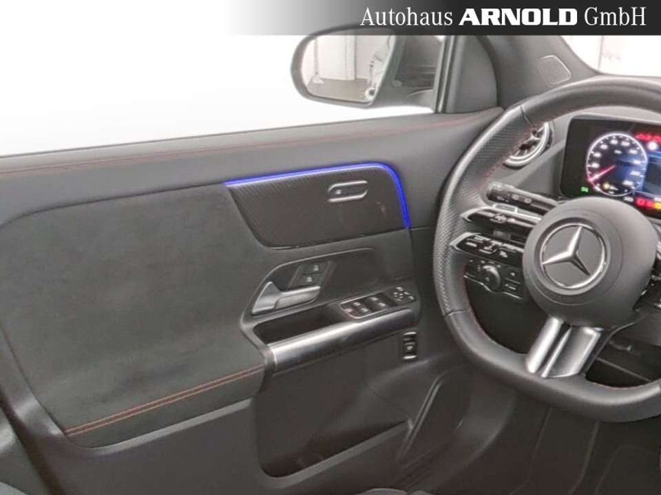 Mercedes-Benz GLA 220 - Imagem 9