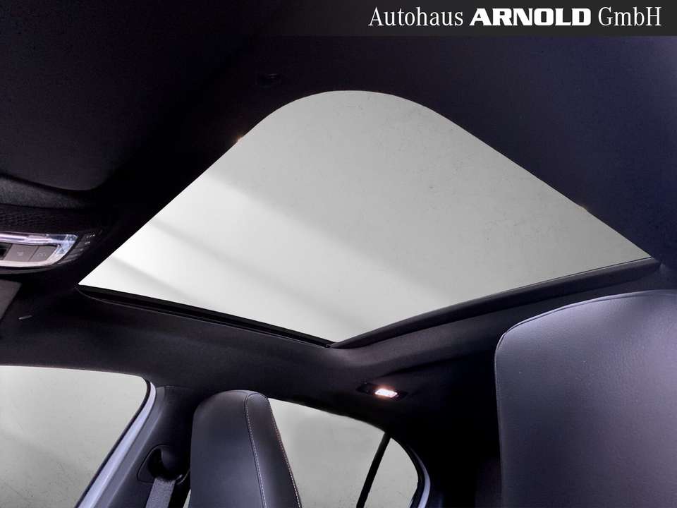 Mercedes-Benz A 45 AMG - Imagem 12