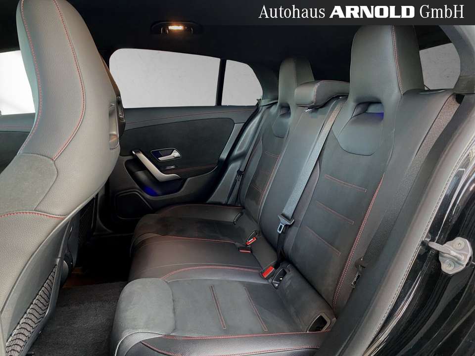 Mercedes-Benz CLA 220 - Imagem 10