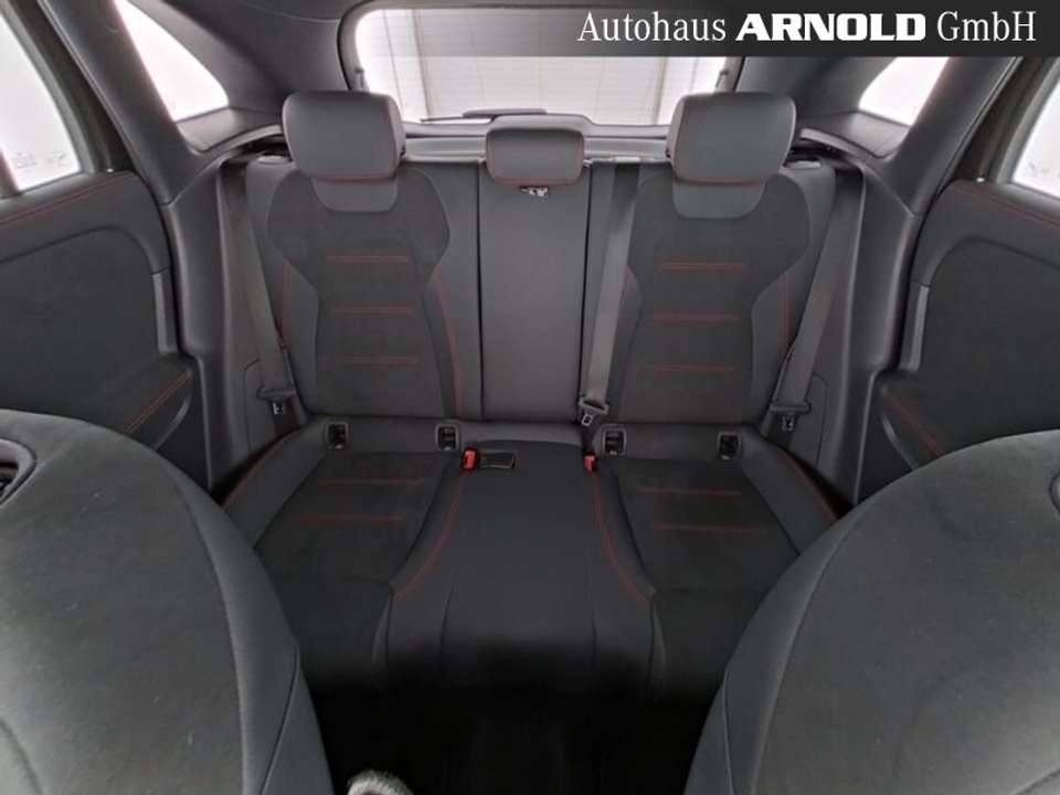 Mercedes-Benz GLA 220 - Imagem 10